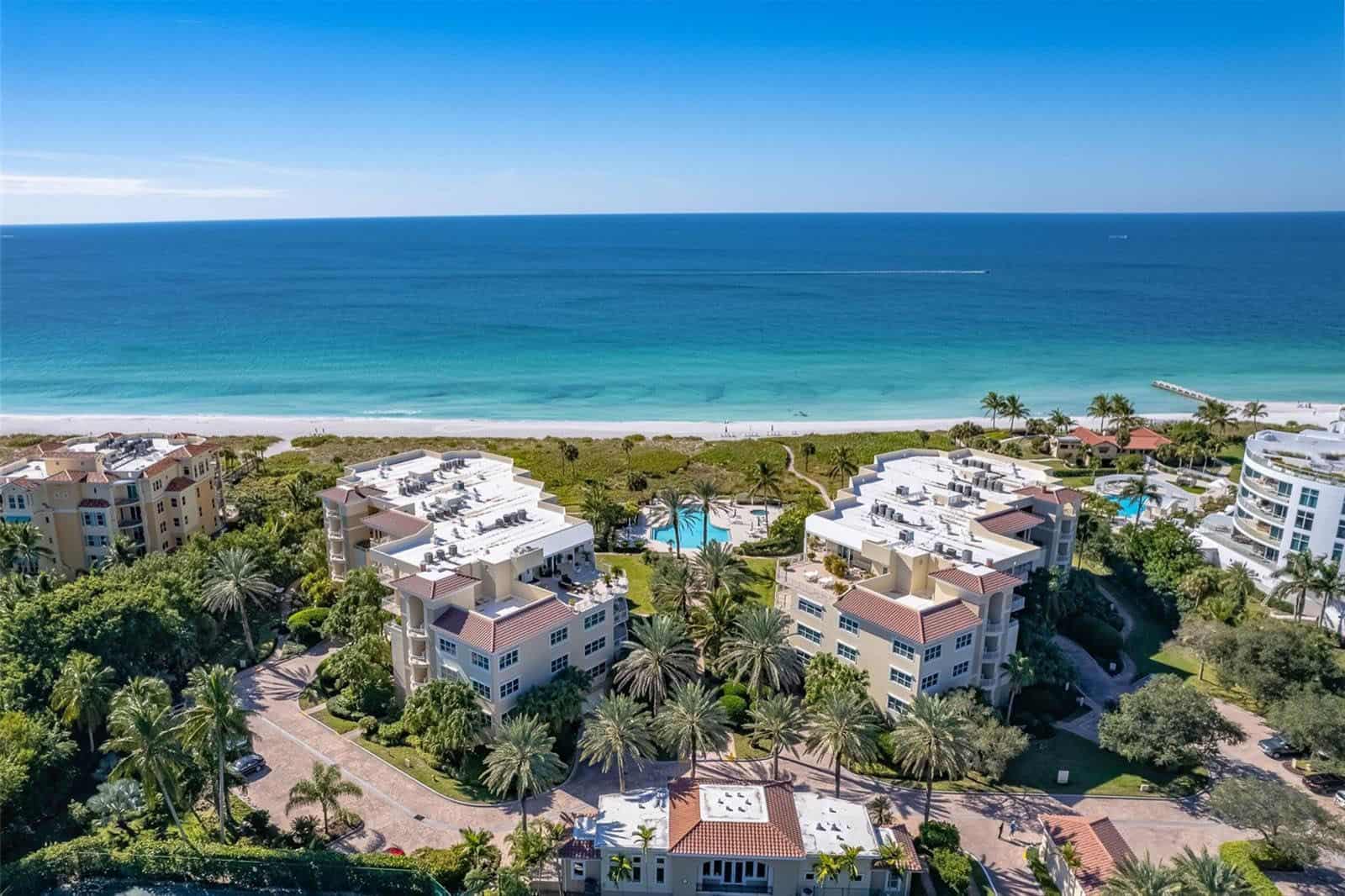 Villa Di Lancia Condos For Sale in Longboat Key, FL.