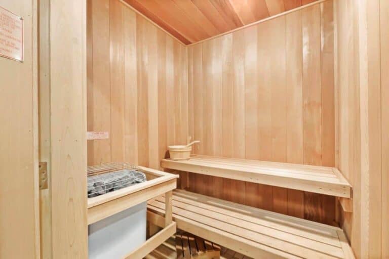 Vizcaya Condos in Longboat Key, FL. - Sauna