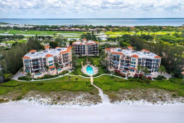 Vizcaya Condos in Longboat Key, FL. - Community Aerial