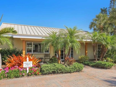 Westchester Condos in Longboat Key, FL. - Clubhouse