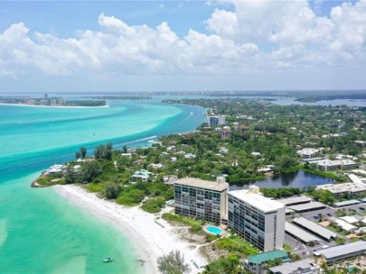 Whispering Sands Condos in Siesta Key, FL. - Siesta Key Beach