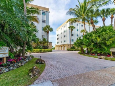 Windward Passage Condos in Siesta Key, FL. - Entrance Sign