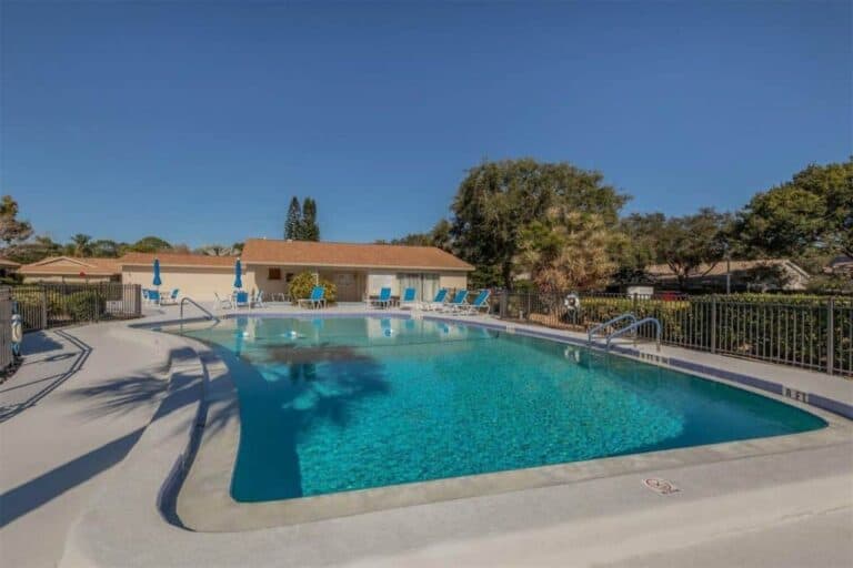 Woodside Terrace Condos in Sarasota, FL. - Pool