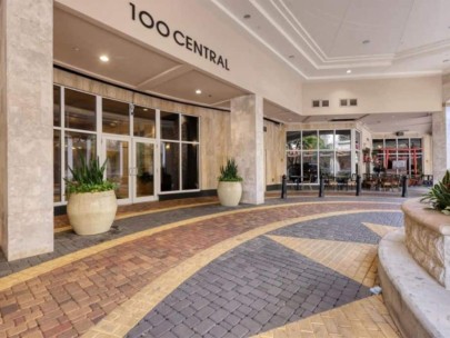 One Hundred Central Condos in Downtown Sarasota, FL. - Front Door to Building