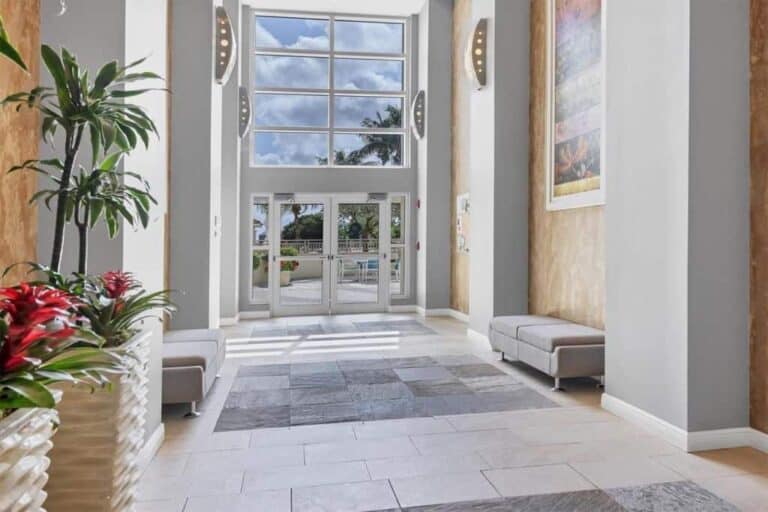 One Hundred Central Condos in Downtown Sarasota, FL. - Entrance