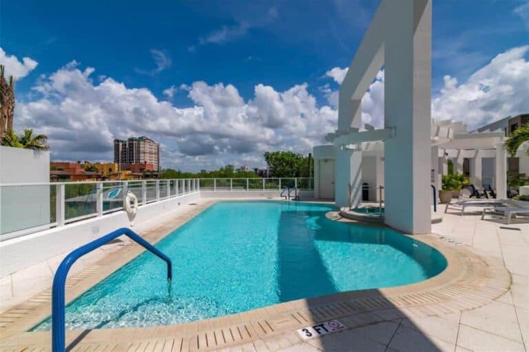 624 Palm Condos in Downtown Sarasota, FL. - Pool
