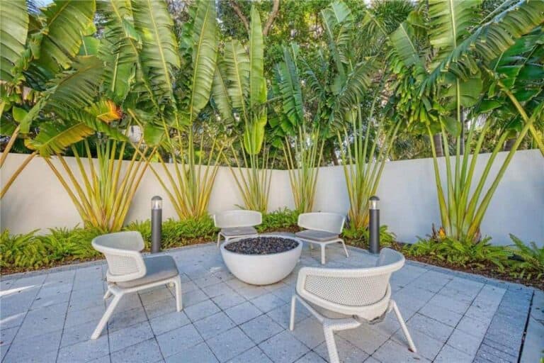 7 One One Palm Condos For Sale in Sarasota, FL. - Firepit