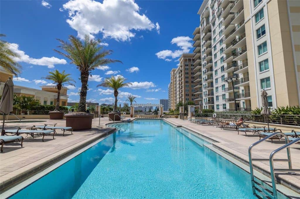 Alinari Condos in Downtown Sarasota, FL. - Pool