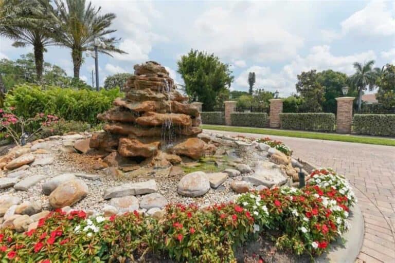 Amberlea Homes in Sarasota, FL. - Fountain
