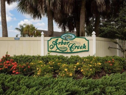 Arbor Creek Homes in Palmetto, FL. - Entrance Sign