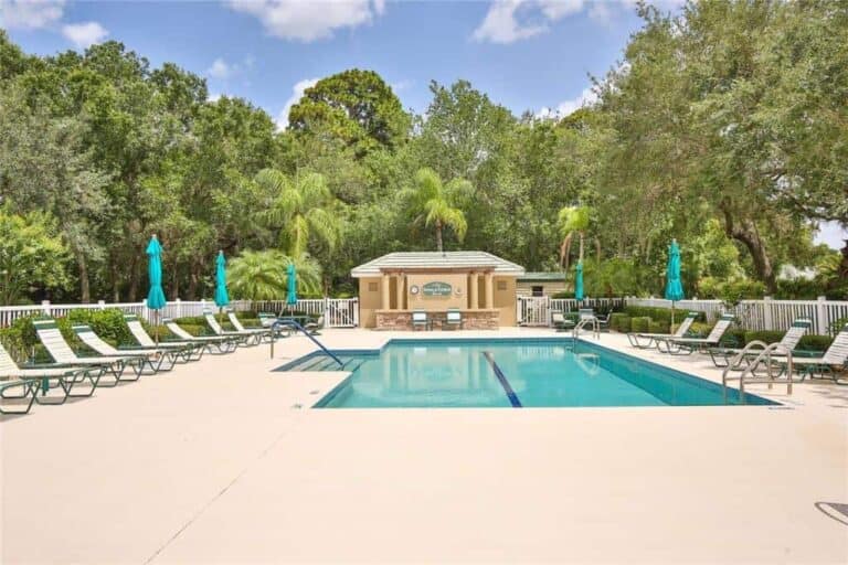 Avalon Villas in Palm Aire Sarasota, FL. - Pool