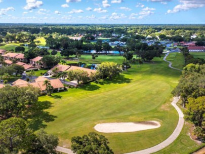 Avista Condos in Palm Aire Sarasota, FL. - Golf Course