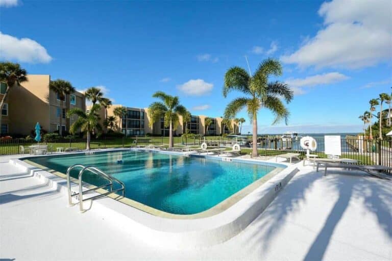 Bay Harbour Condos in Longboat Key, FL. - Pool