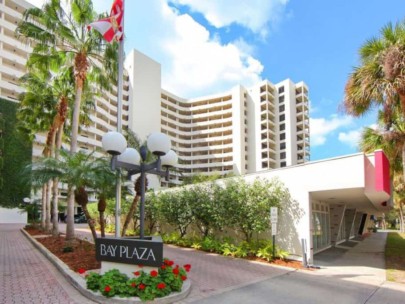 Bay Plaza Condos in Downtown Sarasota, FL. - Building