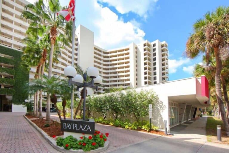Bay Plaza Condos in Downtown Sarasota, FL. - Building