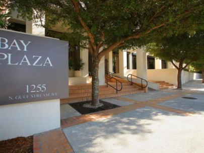 Bay Plaza Condos in Downtown Sarasota, FL. - Entrance Sign