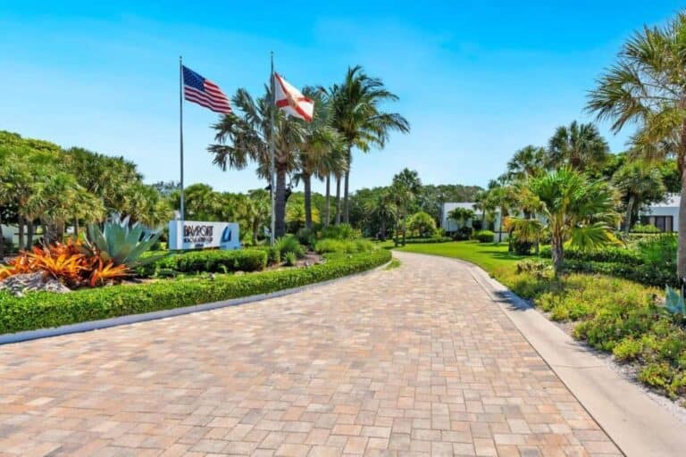 Bayport Condos in Longboat Key, FL. - Entry