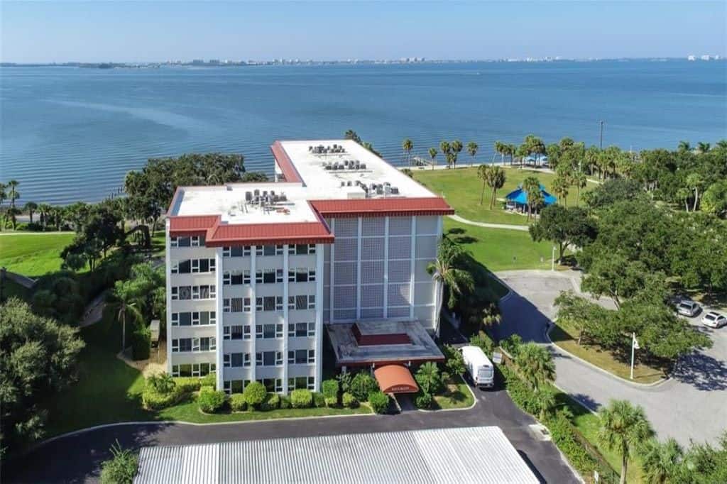 Bays Bluff Condos in Downtown Sarasota, FL. - Building Aerial