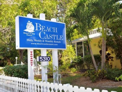 Beach Castle Condos in Longboat Key, FL. - Entrance Signs