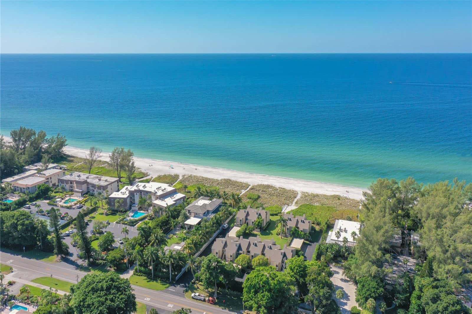 Beach Castle Condos For Sale in Longboat Key, FL.