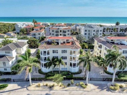 Beach Villas Condos in Siesta Key, FL. - Aerial