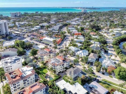 Beach Villas Condos in Siesta Key, FL. - Aerial