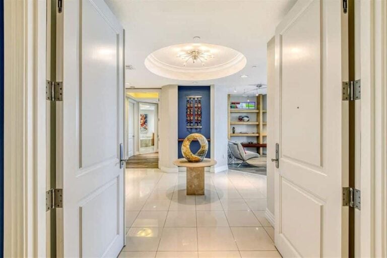 Beau Ciel Condos in Downtown Sarasota, FL. - Lobby