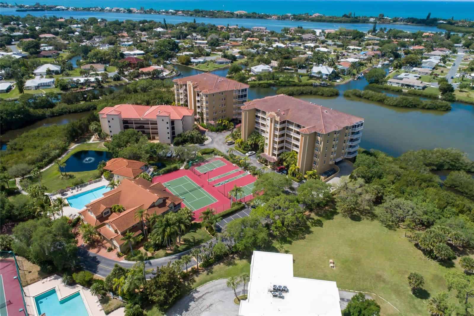 Blackburn Harbor Condos & Villas For Sale | Osprey FL