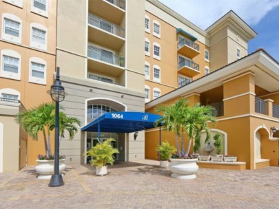 Broadway Promenade Condos in Downtown Sarasota, FL. - Entrance