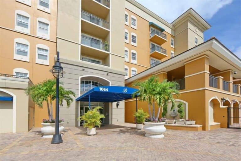 Broadway Promenade Condos in Downtown Sarasota, FL. - Entrance