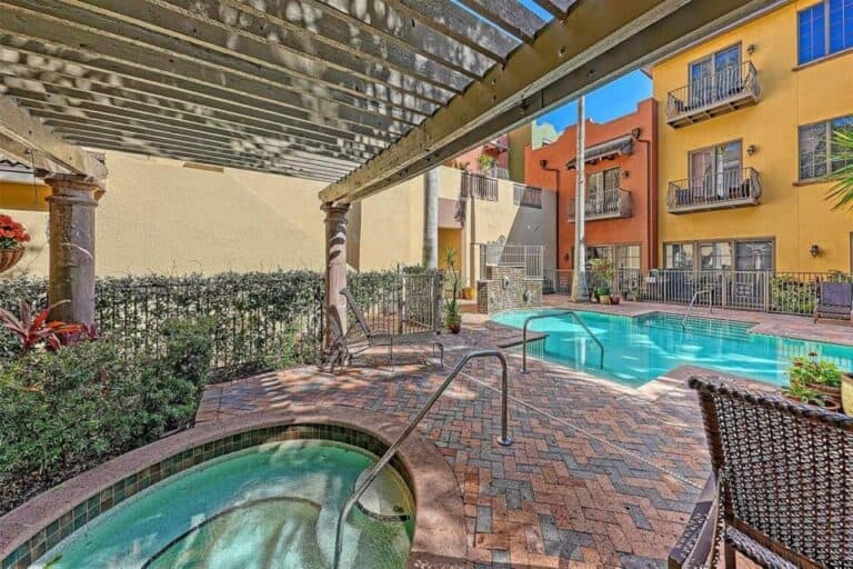 Burns Court Villas in Downtown Sarasota, FL. - Hot Tub