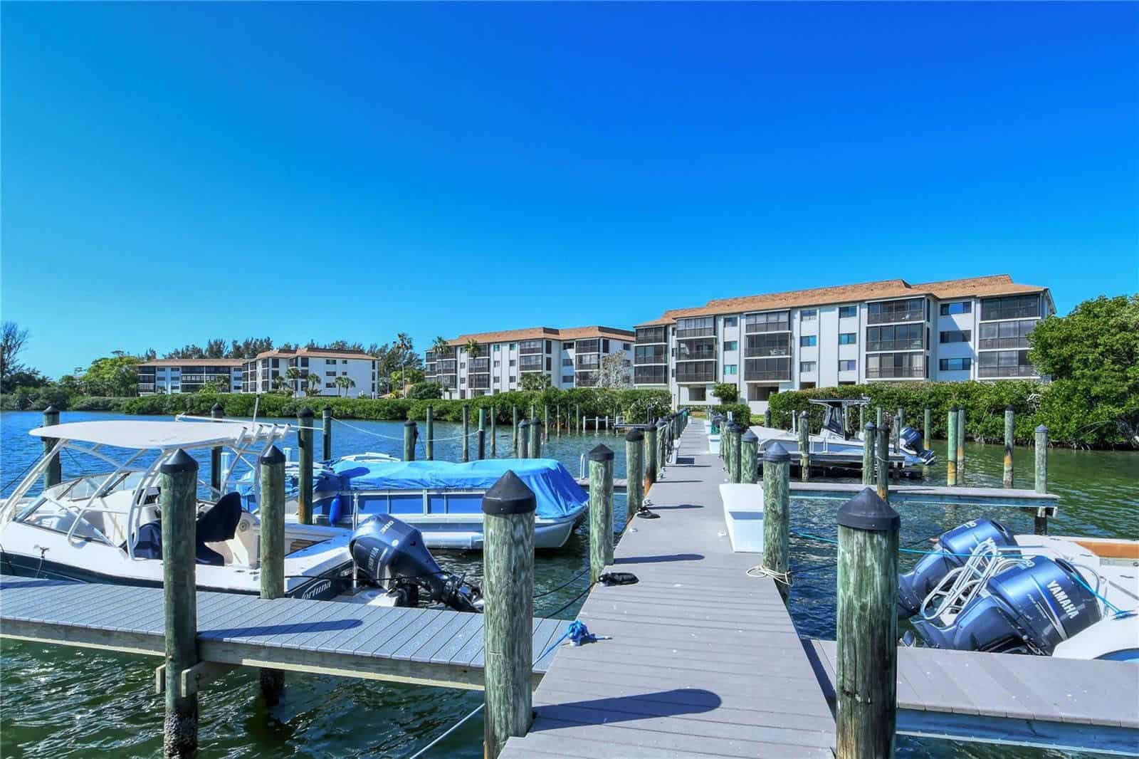 Buttonwood Cove Condos For Sale in Longboat Key, FL.