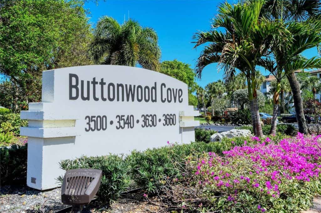 Buttonwood Cove Condos in Longboat Key, FL. - Entrance Sign