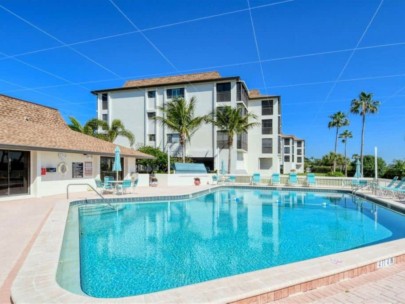 Buttonwood Cove Condos in Longboat Key, FL. - Pool