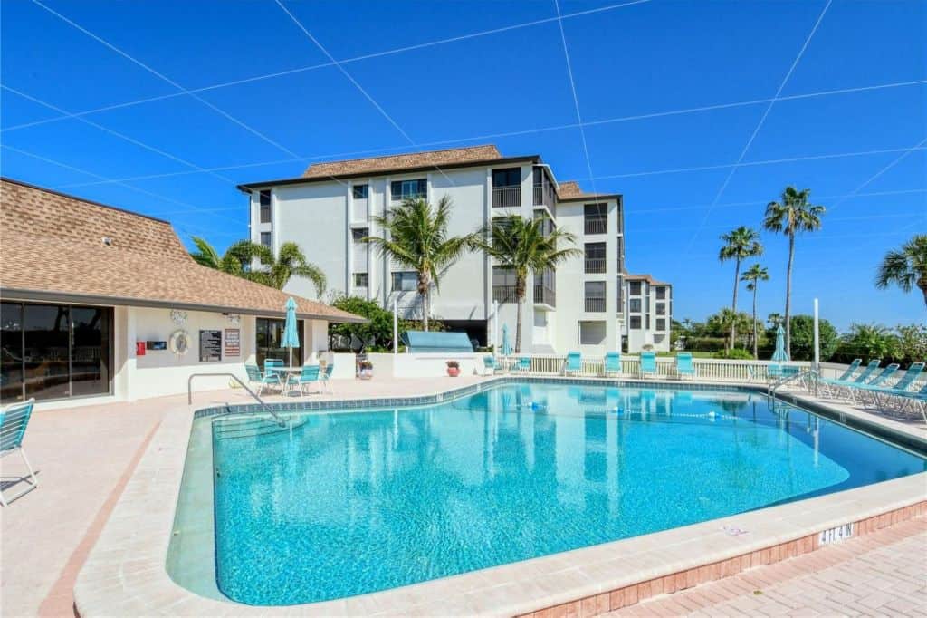 Buttonwood Cove Condos in Longboat Key, FL. - Pool