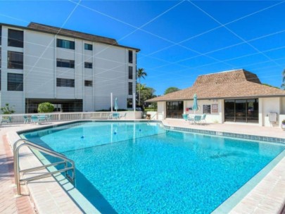 Buttonwood Cove Condos in Longboat Key, FL. - Pool