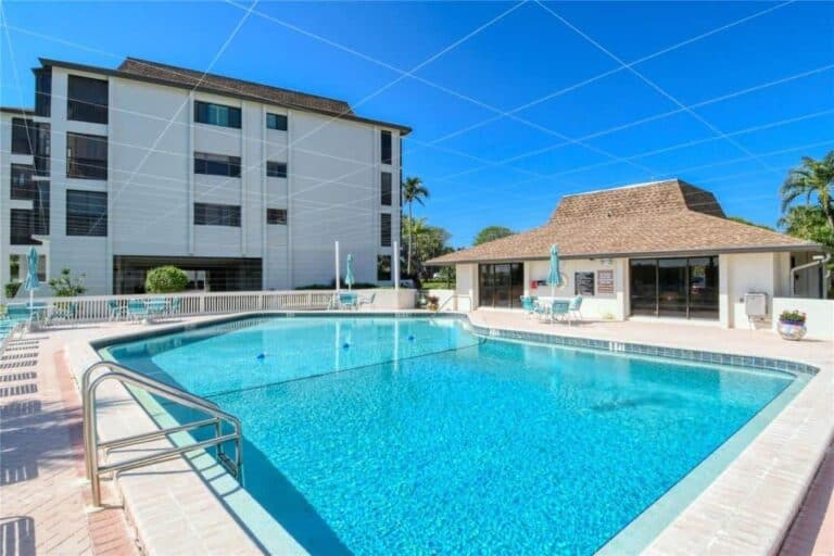 Buttonwood Cove Condos in Longboat Key, FL. - Pool