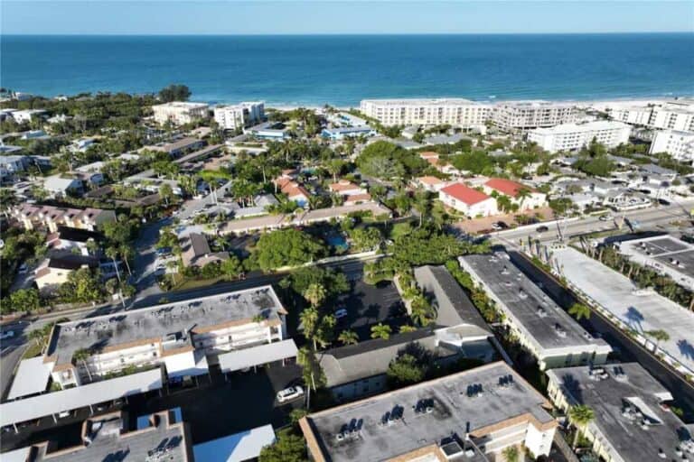 Casa Siesta Condos in Siesta Key, FL. - Aerial