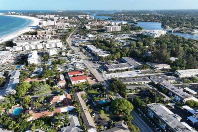 Casa Siesta Condos in Siesta Key, FL. - Aerial