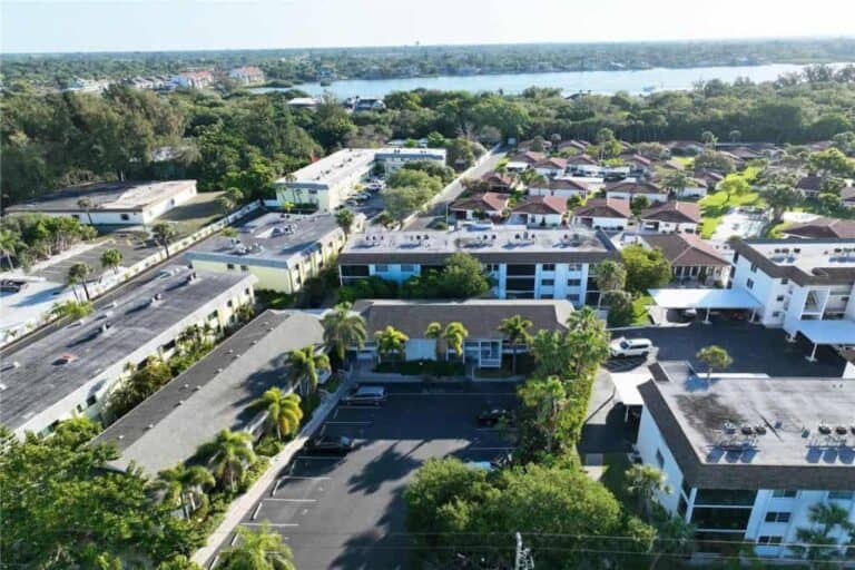 Casa Siesta Condos in Siesta Key, FL. - Aerial