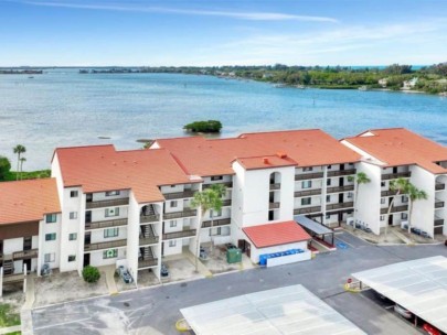 Castel Del Mare Condos in Sarasota, FL. - Building Aerial