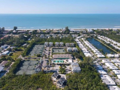 Cedars East Condos in Longboat Key, FL. - Aerial