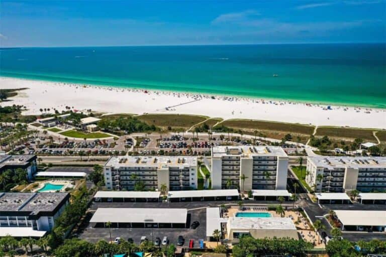 Crescent Royale Condos in Siesta Key, FL. - Gulf of Mexico Aerial