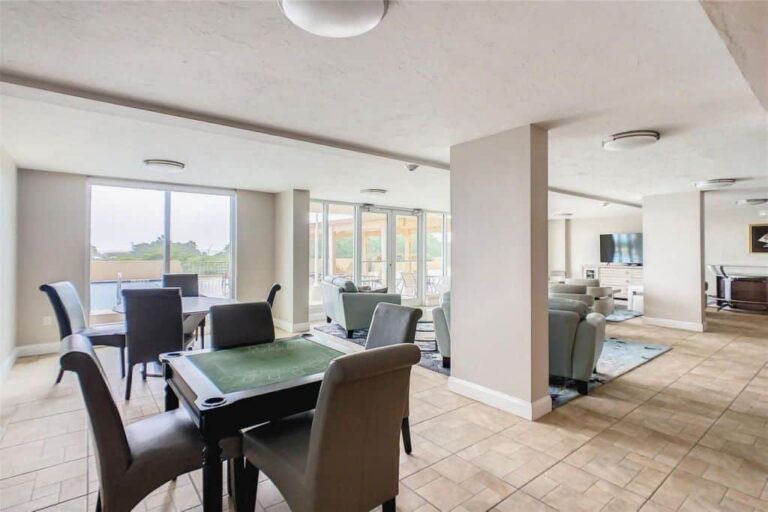 The 101 Condominium Condos in Downtown Sarasota, FL. - Clubroom