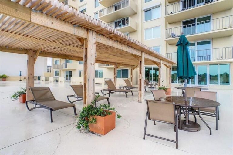 The 101 Condominium Condos in Downtown Sarasota, FL. - Trellis