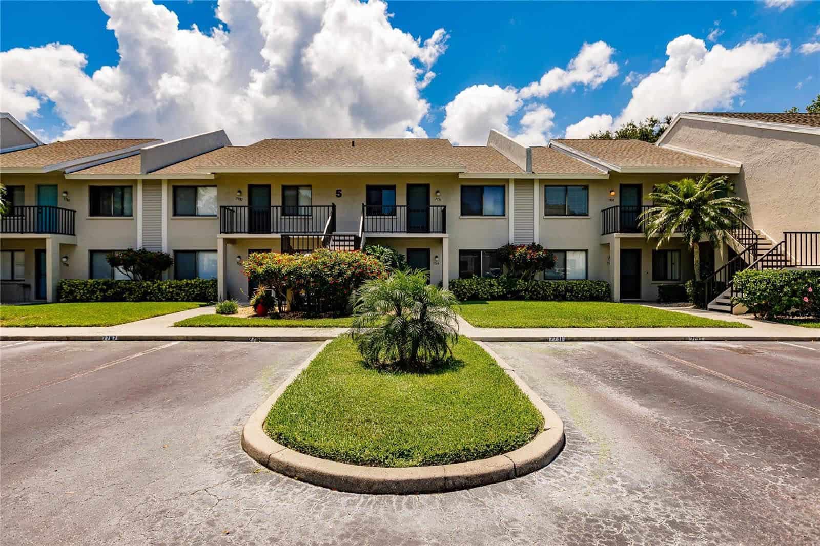 Eagle Creek Condos For Sale | Palm Aire – Sarasota, FL