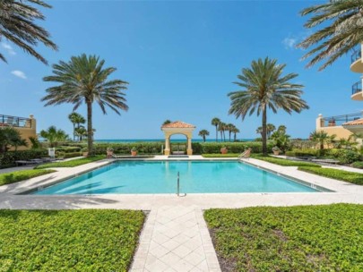 En Provence Condos in Longboat Key, FL. - Pool