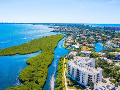 Fairway Bay Condos in Longboat Key, FL. - Aerial