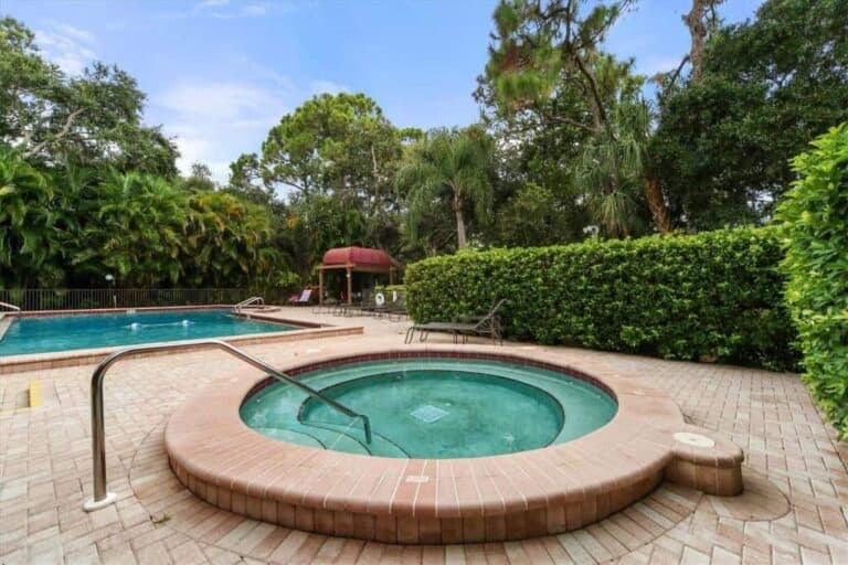 Fairway Woods Condos in Palmer Ranch Sarasota, FL. - Hot Tub