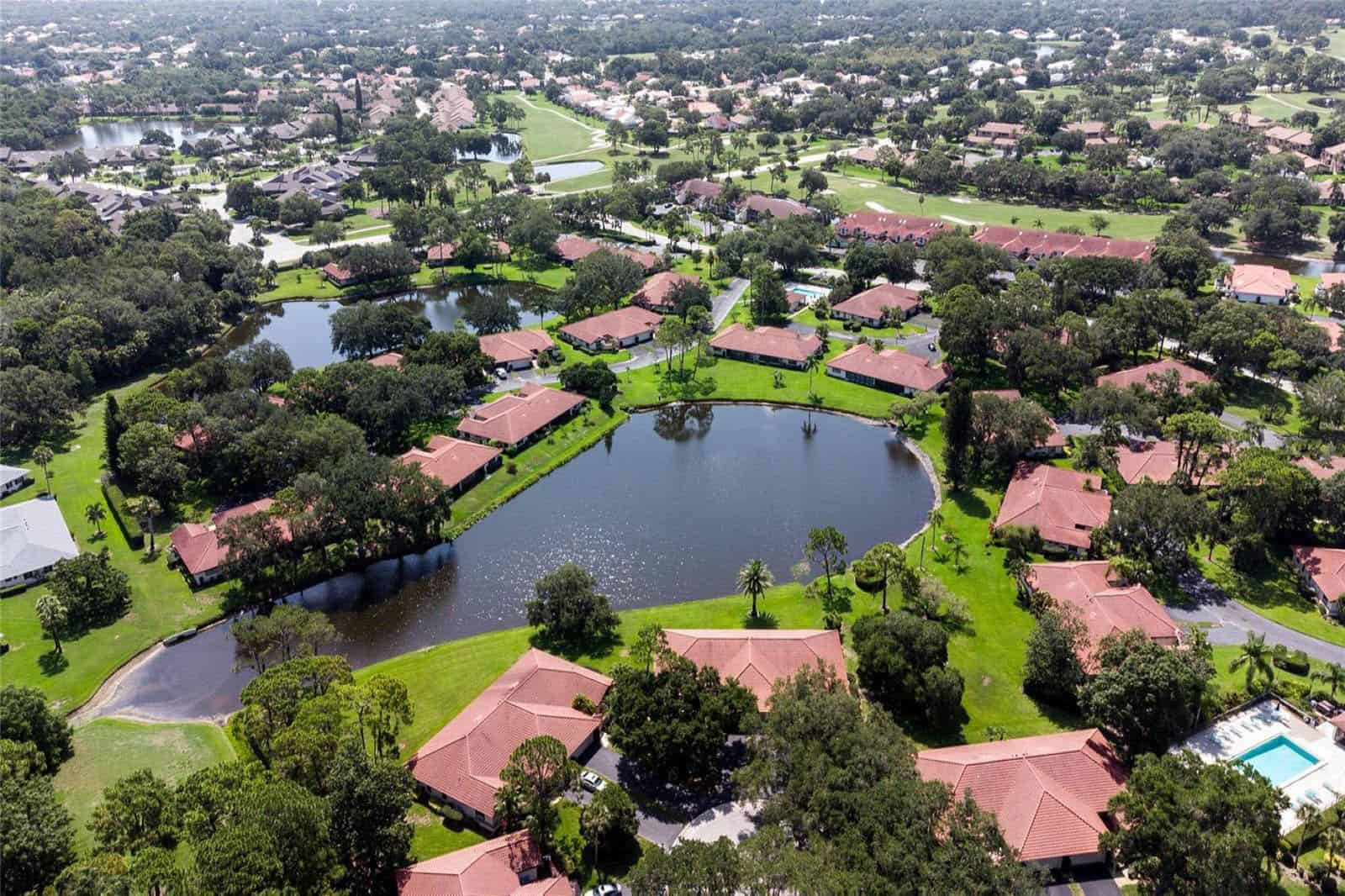 Golf Pointe Condos For Sale in Palm Aire Sarasota, FL.